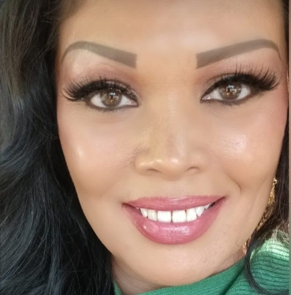 Meet your Posher, Christina